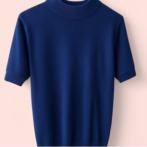 1970s Vintage Blue Short Sleeve Knit Sweater